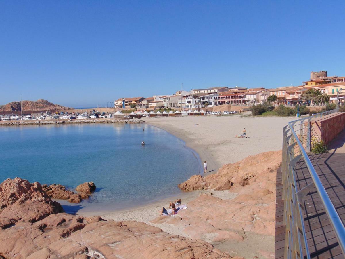 Fronte Mare Bella Vista Apartment Isola Rossa Luaran gambar